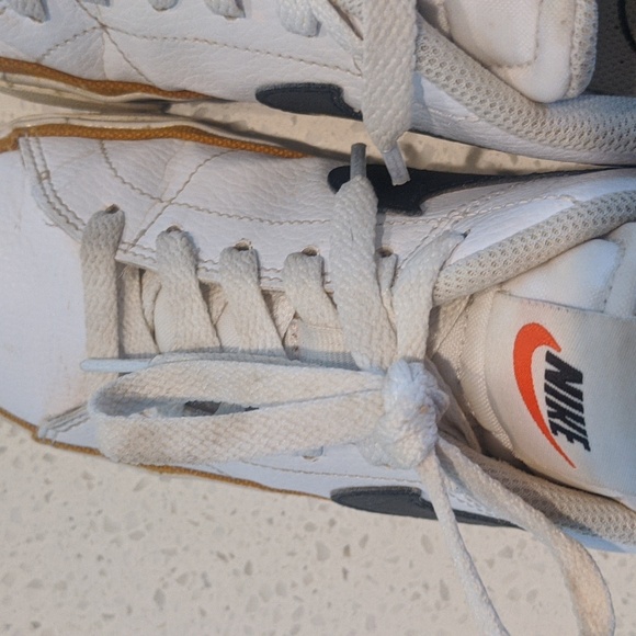 ❤️ Women's Nike Court legacy shoes 8.5 - Picture 11 of 13